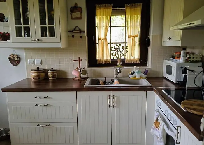 Nyaraló House In The Forest